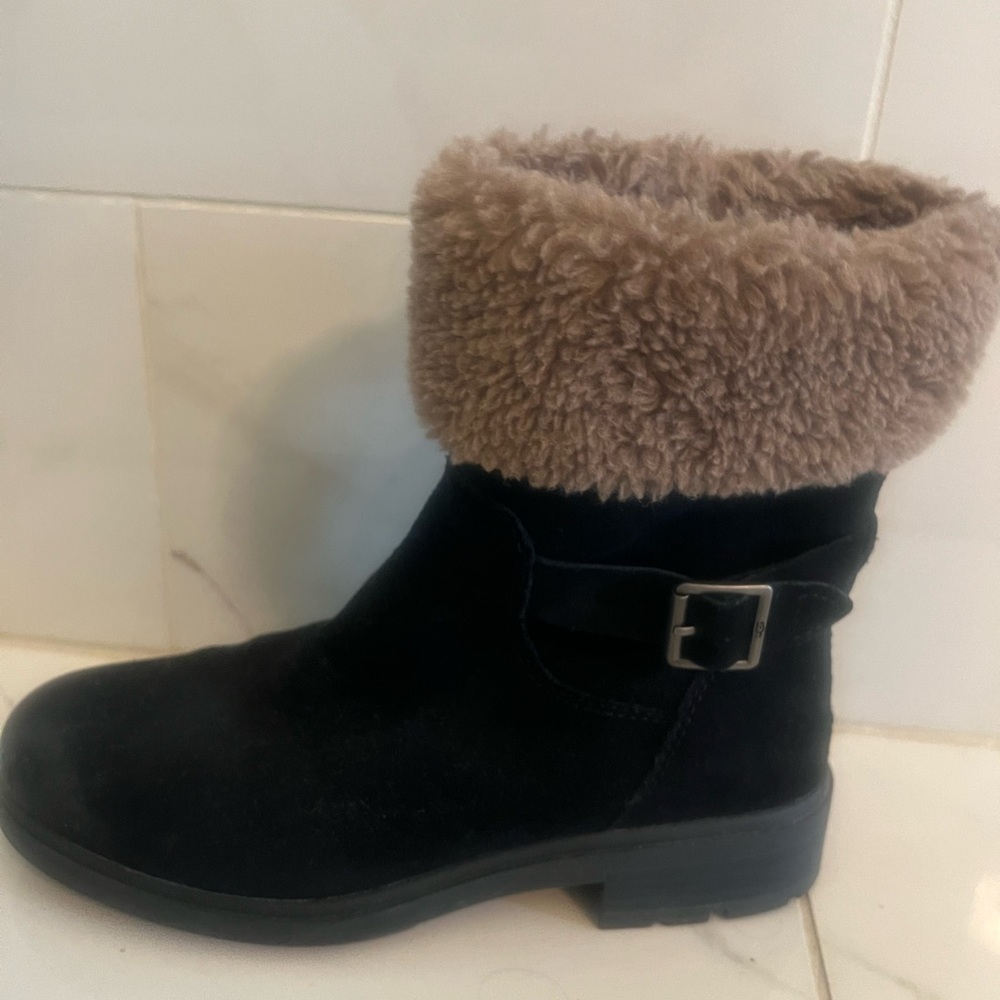 UGG Black and Tan Winter Boots